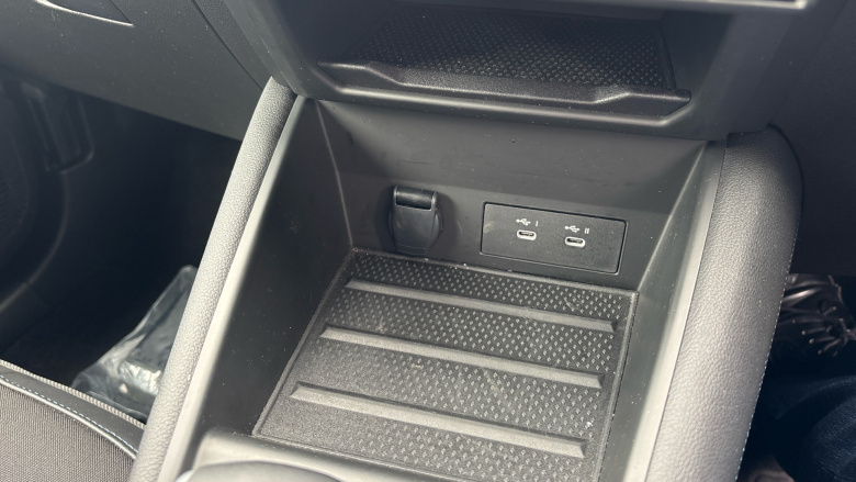 Renault Symbioz 1.6 E-Tech FHEV 145 Techno Esprit Alpine 5dr Auto Hybrid Estate